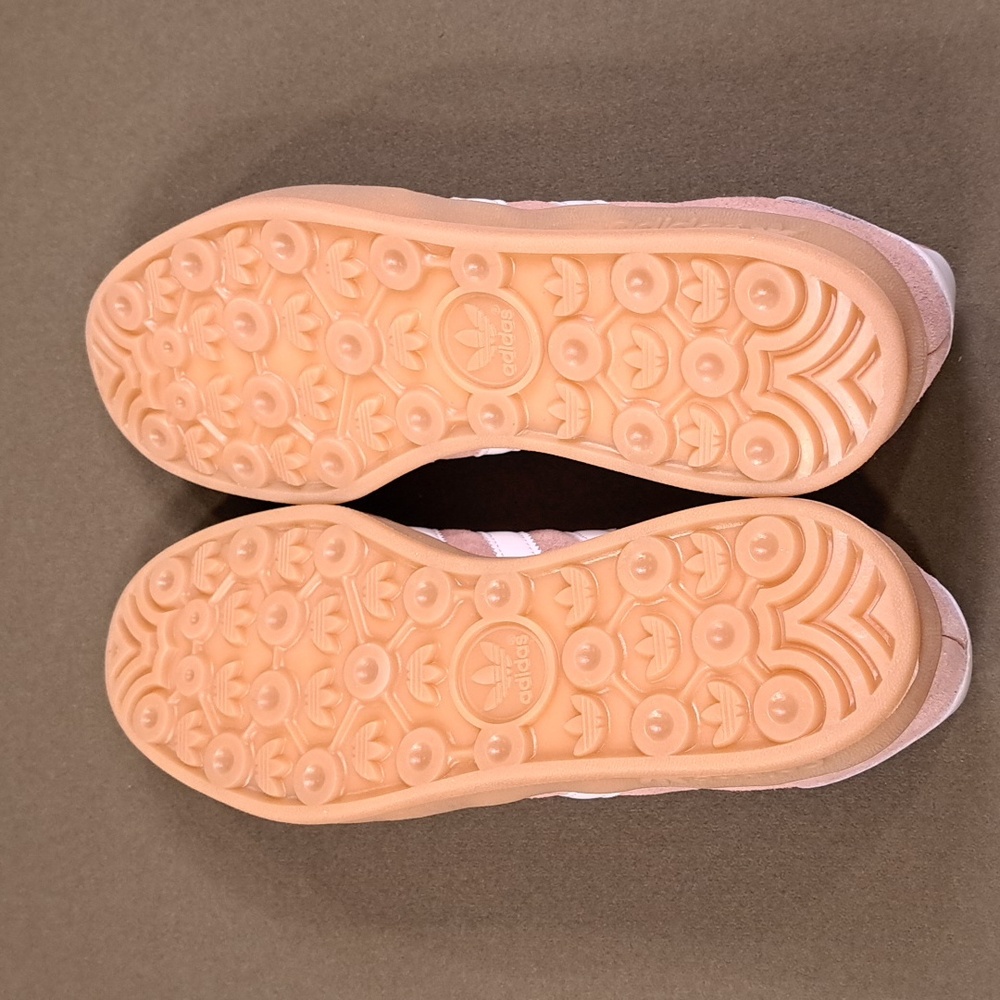 Adidas Gazell Indoor Sneaker - Color: Clay / White - Size: Women 9.5 - Picture 8 of 10